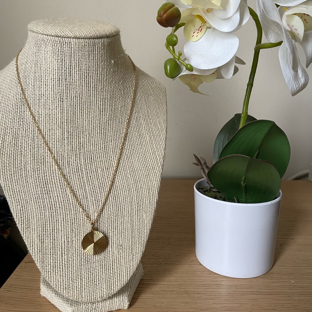 Medallion Disc Necklace